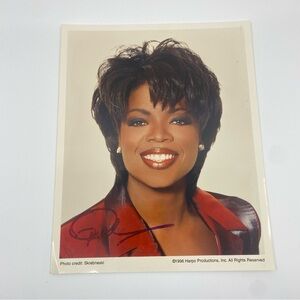 Vintage 1996 Oprah Winfrey signed autographed 8x10 headshot photo RARE